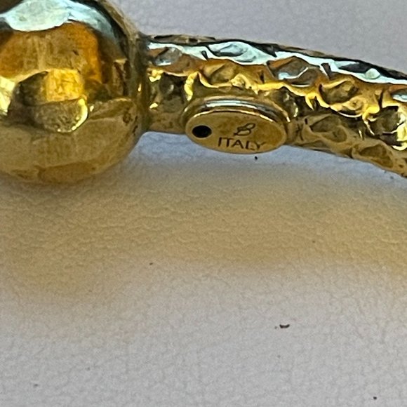 B Italy Cuff Bracelet - Picture 9 of 9